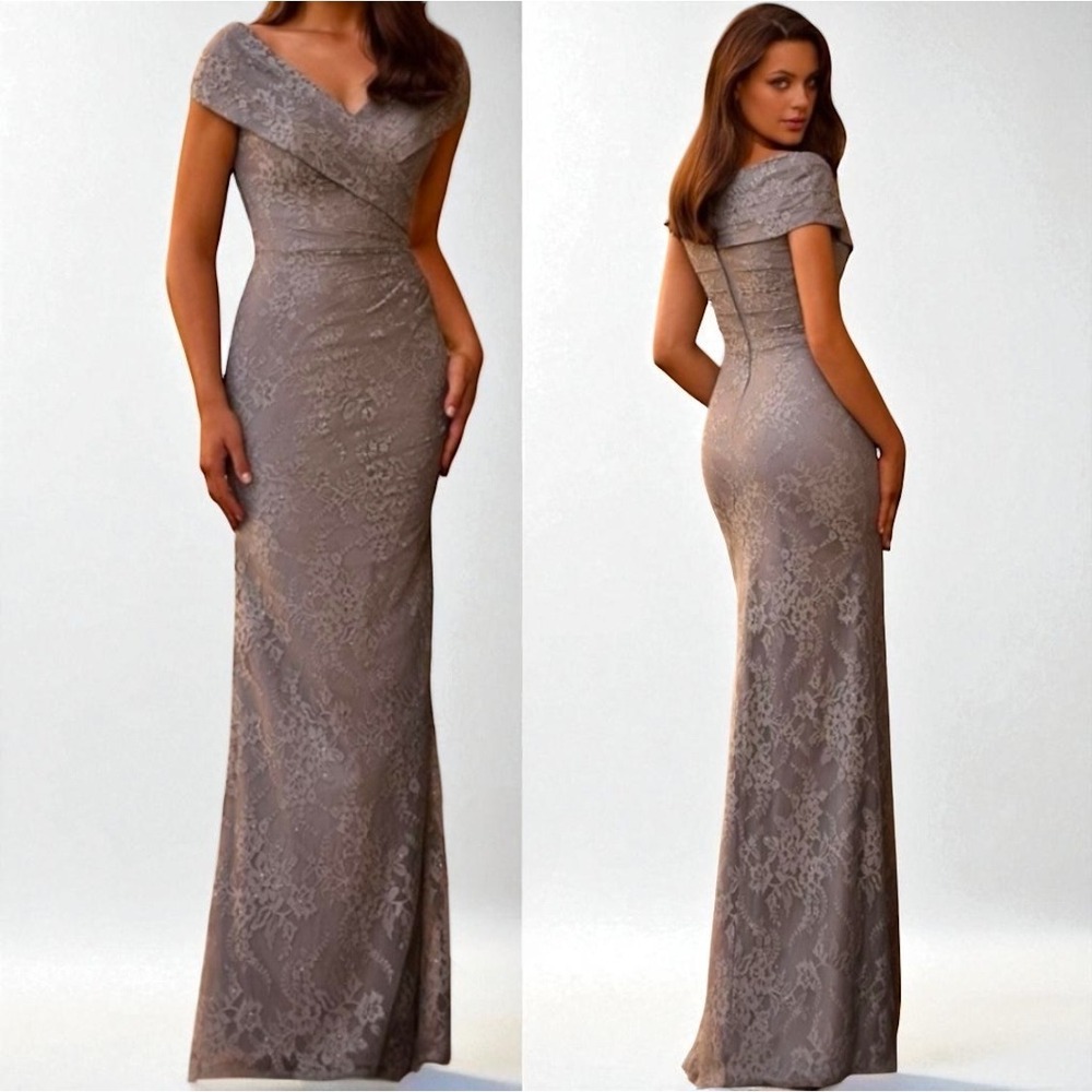 LA‎ FEMME NWT Occasion Mother of the Bride Platinum Lace Column Gown, Size 14